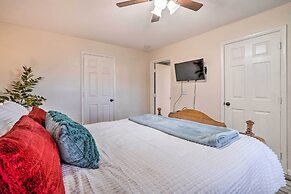 Family-friendly Condo ~ 3 Mi to Branson Landing