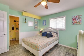 Walk to Gulf: Surfside Beach Home w/ Deck