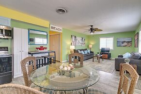 Walk to Gulf: Surfside Beach Home w/ Deck