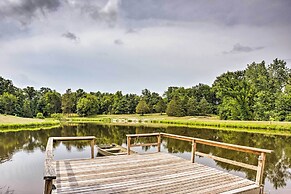 Cozy Missouri Retreat w/ Pool, Pond & Fire Pit!