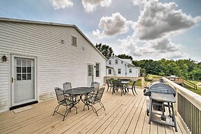 Cozy Missouri Retreat w/ Pool, Pond & Fire Pit!