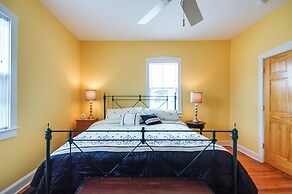 Cozy Missouri Retreat w/ Pool, Pond & Fire Pit!