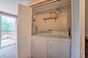 Table Rock Lake Cabin w/ Deck & Bar!