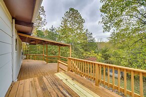 Table Rock Lake Cabin w/ Deck & Bar!