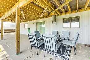 Table Rock Lake Hideaway w/ Deck: Bring Your Boat!