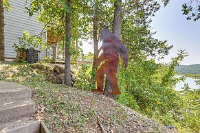 Table Rock Lake Hideaway w/ Deck: Bring Your Boat!