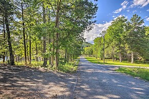 Table Rock Lake Hideaway w/ Deck: Bring Your Boat!