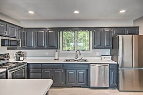 Table Rock Lake Hideaway w/ Deck: Bring Your Boat!