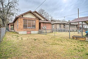 Texarkana Pet-friendly Pad w/ Fenced Backyard