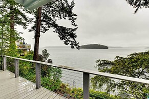 'the Nest' Gorgeous Waterfront La Conner Getaway!