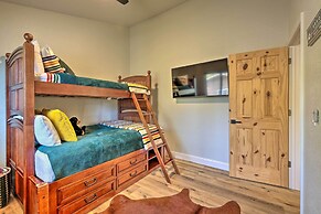 Near Hiking + Wineries: Arnold Cabin w/ Deck!