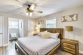 Waterfront Yard, Dock + Game Room: Linn Creek Home