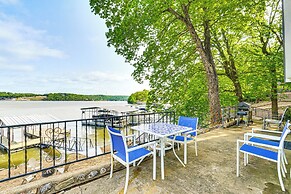 Waterfront Yard, Dock + Game Room: Linn Creek Home