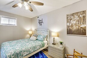 Waterfront Yard, Dock + Game Room: Linn Creek Home