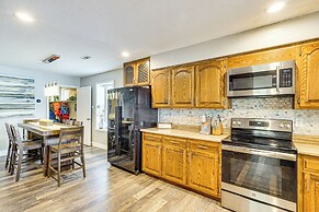 Waterfront Yard, Dock + Game Room: Linn Creek Home