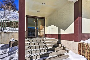 Walkable Lead Condo: 5 Mi to Terry Peak Ski Area!