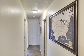 Walkable Lead Condo: 5 Mi to Terry Peak Ski Area!