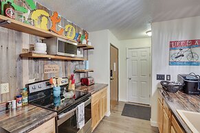 Walkable Lead Condo: 5 Mi to Terry Peak Ski Area!