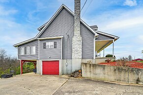 Williamstown Gem w/ Private Pool & Hot Tub!