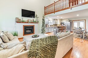 Williamstown Gem w/ Private Pool & Hot Tub!