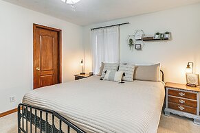 Williamstown Gem w/ Private Pool & Hot Tub!
