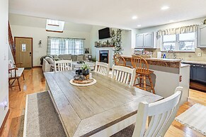 Williamstown Gem w/ Private Pool & Hot Tub!