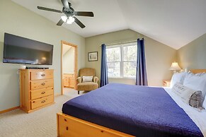 Relaxing Lakeview Retreat in Reeds Spring w/ Deck