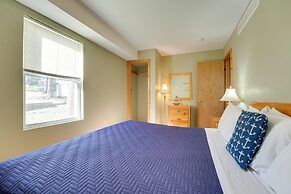 Relaxing Lakeview Retreat in Reeds Spring w/ Deck