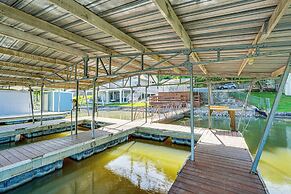 Private Dock on Fishing Cove: Camdenton Getaway