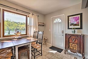 Rockaway Beach House w/ Fire Pit & River View!