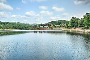 Branson West Cabin w/ Pool Access & Golfing