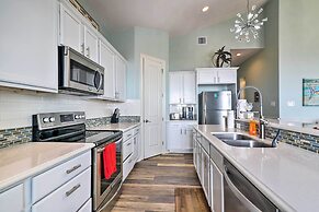 Oceanfront Freeport House w/ Private Beach!