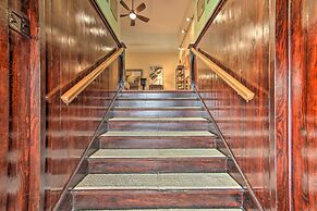 Updated Apartment in Historic Dtwn Marshall!