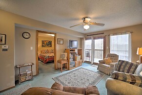 Condo w/ Pool Access - 2 Mi to Silver Dollar City!