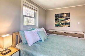 Amenity-packed Nebo Oasis w/ Deck & Mtn Views