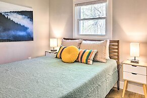 Amenity-packed Nebo Oasis w/ Deck & Mtn Views