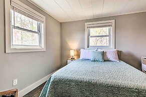 Amenity-packed Nebo Oasis w/ Deck & Mtn Views