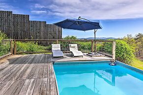 Amenity-packed Nebo Oasis w/ Deck & Mtn Views