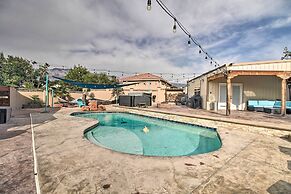 Albuquerque Studio With Shared Pool & Fire Pit!