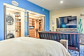 Albuquerque Studio With Shared Pool & Fire Pit!