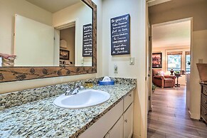 Bend Condo w/ Deck, Resort-style Amenities & Views