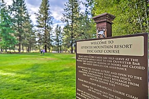 Bend Condo w/ Deck, Resort-style Amenities & Views