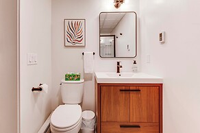 Bartlett Vacation Rental w/ Wraparound Deck!