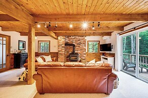 Bartlett Vacation Rental w/ Wraparound Deck!