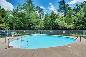 Bartlett Vacation Rental w/ Wraparound Deck!