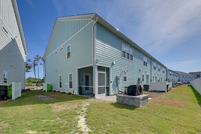 Beaufort Townhome w/ Game Room: 8 Mi to Beaches!