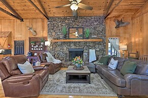Waterfront Deck: Home on Ouachita River!