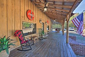 Waterfront Deck: Home on Ouachita River!