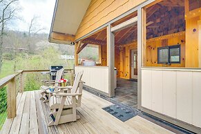 Sawyers Cabin w/ Hot Tub in Blue Ridge Mtns!