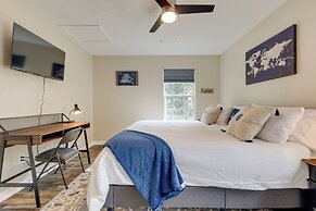 Charming Biloxi Vacation Rental Near Beach!